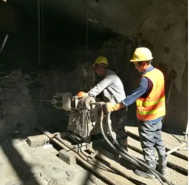 龙口水下抗分散灌浆料特点 水下不分散注浆料介绍