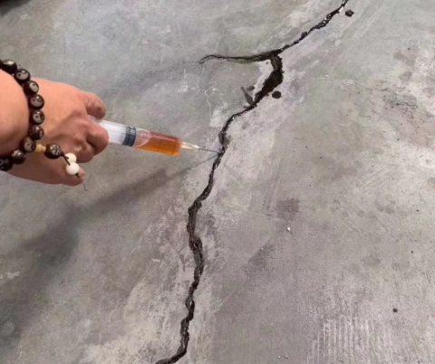 龙口混凝土裂缝修补技术详解​